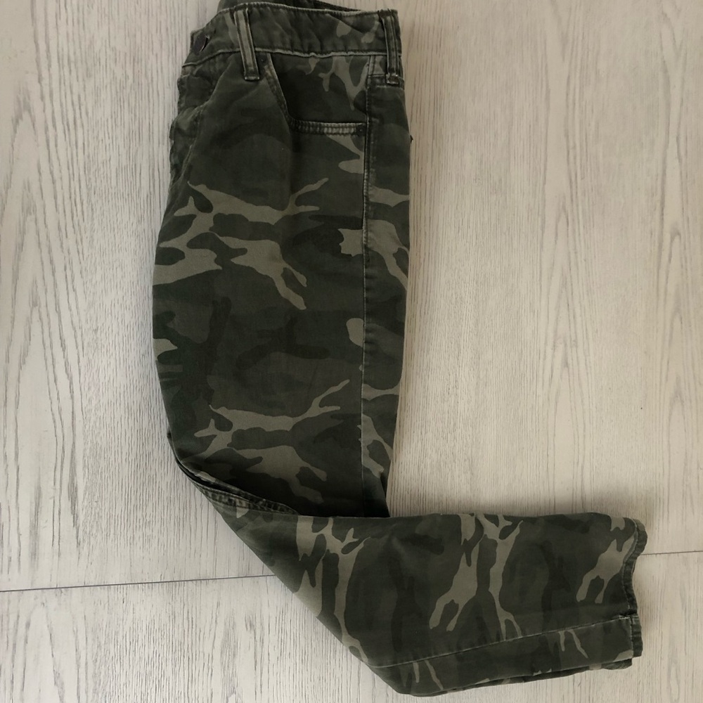 Hollister Men's【HCO Skinny 5 Pocket Button Fly Denim Pants】Green Camo @ US30x30